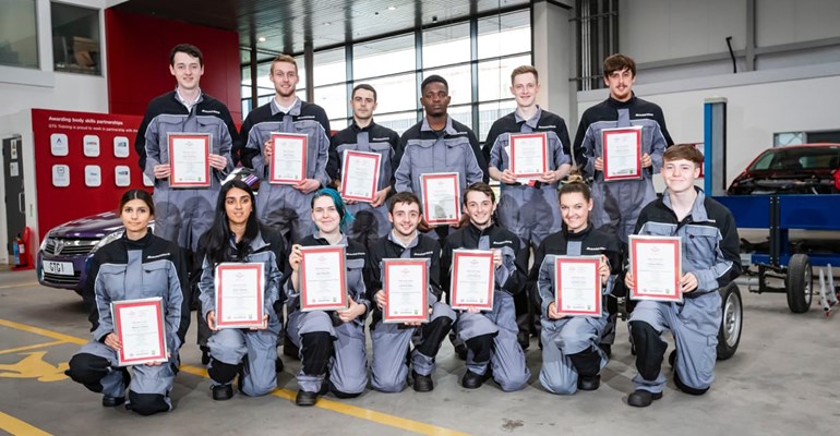 13 princes trust candidates with certificates